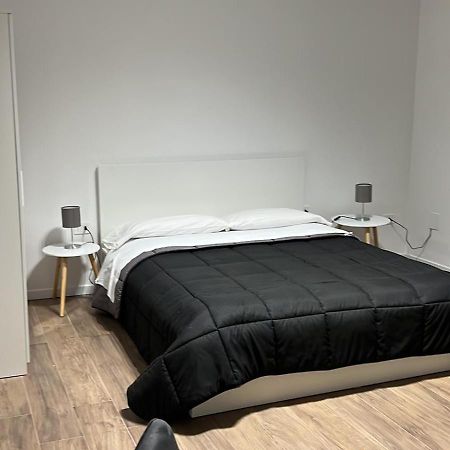 Business Home Piazza Cesare Battisti B&B Residence Foggia Bagian luar foto